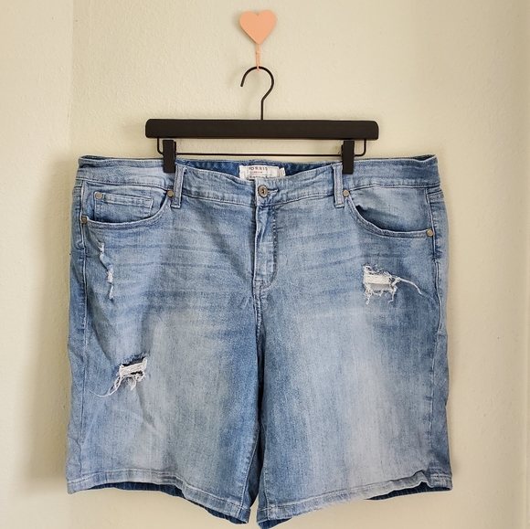 torrid Pants - TORRID || distressed jean shorts